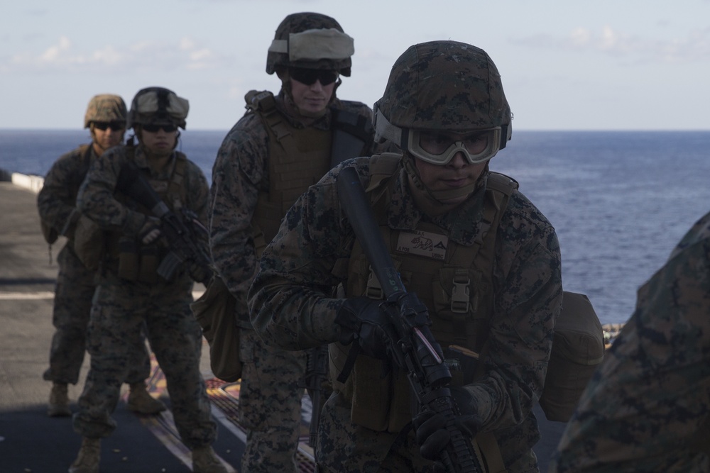 31st MEU Marines hit targets at sea