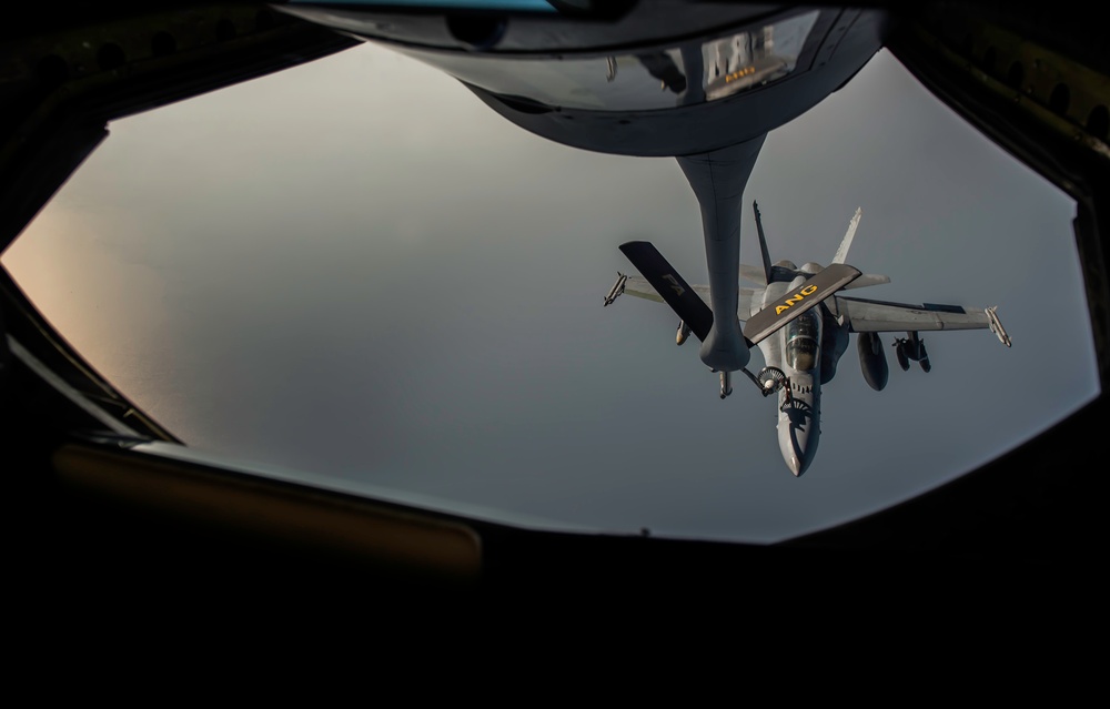 340th EARS fuels U.S., Coalition fighters