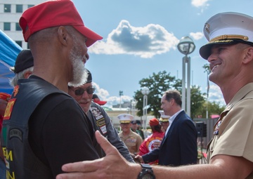 Marines award Vietnam veterans