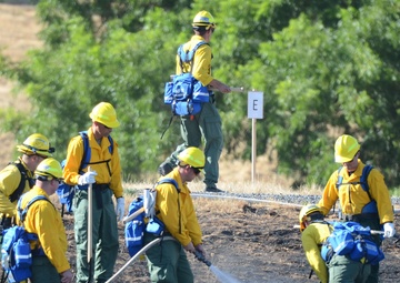 Oregon Guard trains for firefighting
