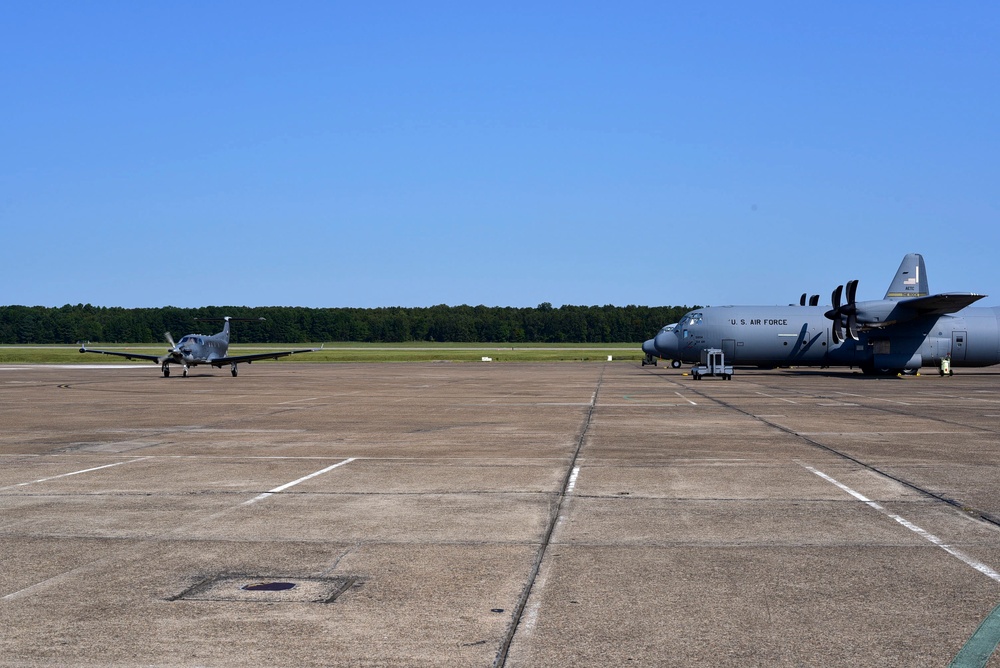 Little Rock Air Force base accepts aircraft amid Hurricane Irma