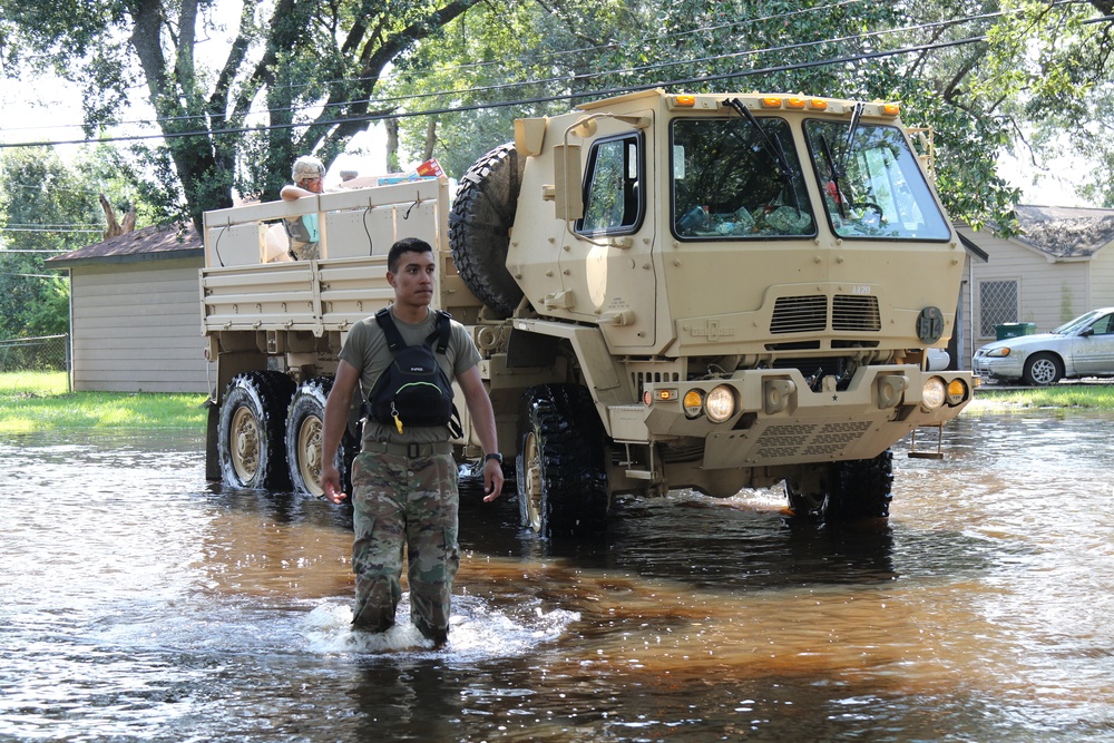 Texas Soldiers break language barriers to help victims of Hurricane Harvey