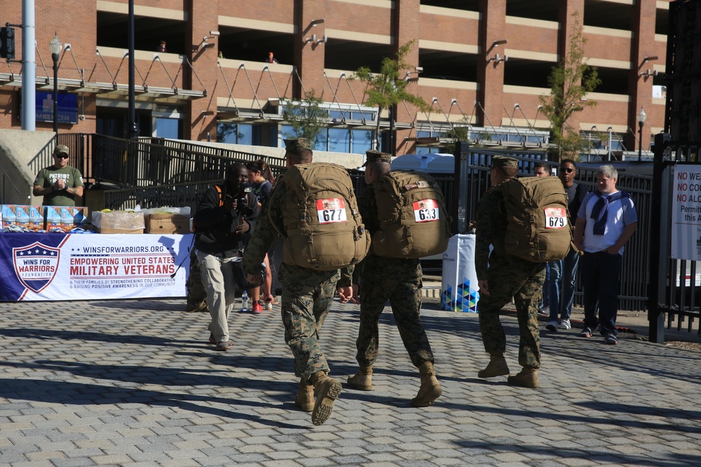 SPMAGTF Detroit Marines Participate in Patriot Ruck Hike