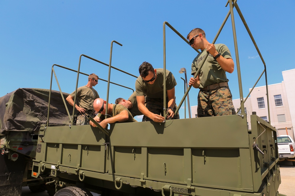 Marine Corps Reserve Units prepare for Hurricane Irma