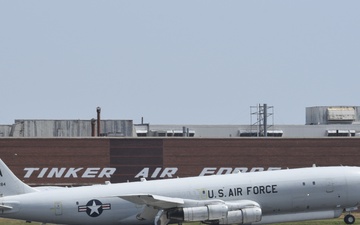 E-8C JSTARS evacuate to Tinker