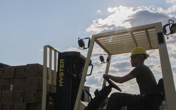 3rd Force Reconnaissance Company Prepares for Hurricane Irma