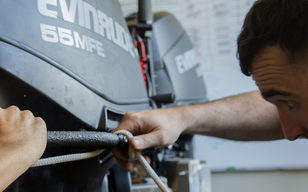 3rd Force Reconnaissance Company Prepares for Hurricane Irma