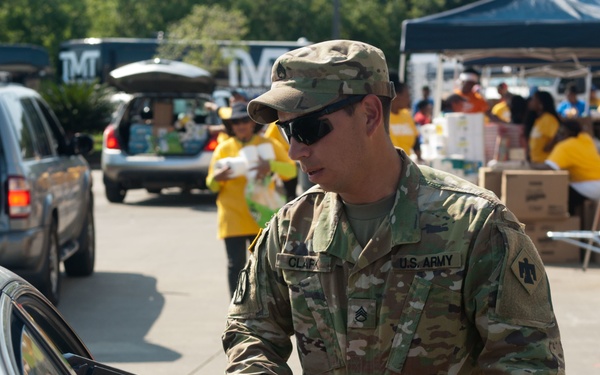 Oklahoma National Guardsmen support the Texas National Guard with Hurricane Harvey relief