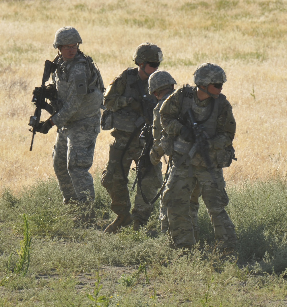National Gaurd Infantry conducts contact, cohesion, communication training