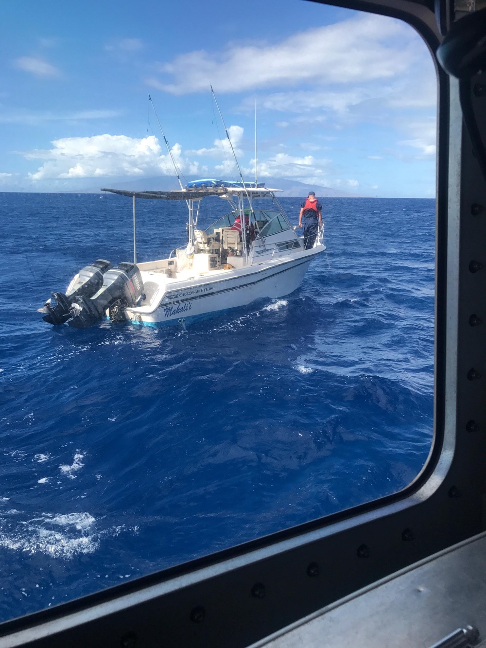 Coast Guard saves 6 people off Maui