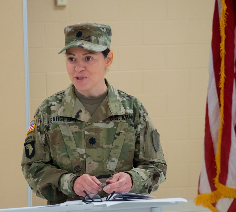 1192th Deployment &amp; Distribution Support Battalion Change of Command