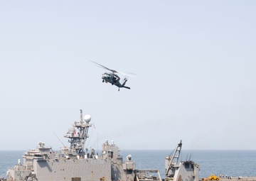 15th MEU Marines assigned to the USS Pearl Harbor perform VBSS aboard the Lewis B. Puller