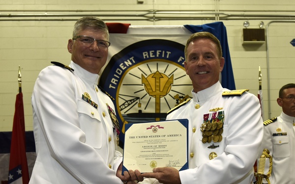 Trident Refit Facility Holds Change of Command and Retirement
