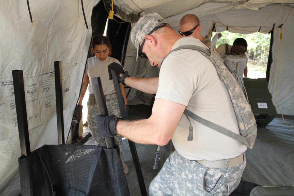 Forward surgical team conducts deployment readiness exercise
