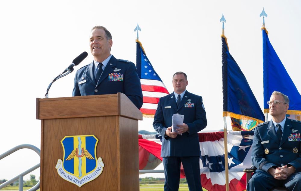 914th Air Refueling Wing Change of Command