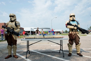 Japanese American Society throws Halloween carnival (Radio)