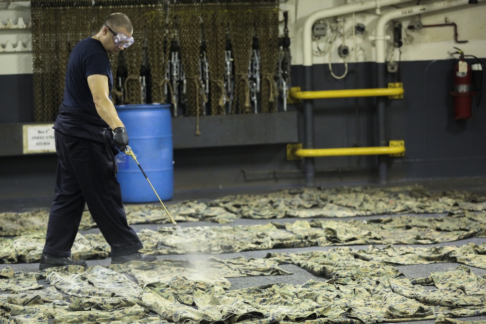 26th MEU Marines and Amphibious Readiness Group Sailors prepare for DSCA mission