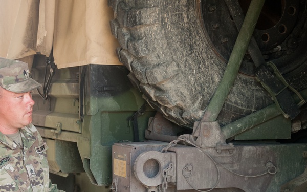 Oklahoma National Guardsmen support the Texas National Guard with Hurricane Harvey relief