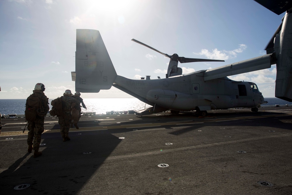 26th MEU begins relief work on St. Thomas
