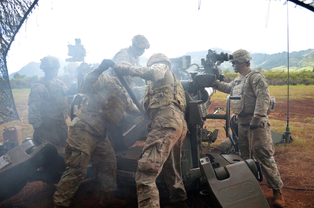 New Zealand, US artillerists fire during Bronco Strike