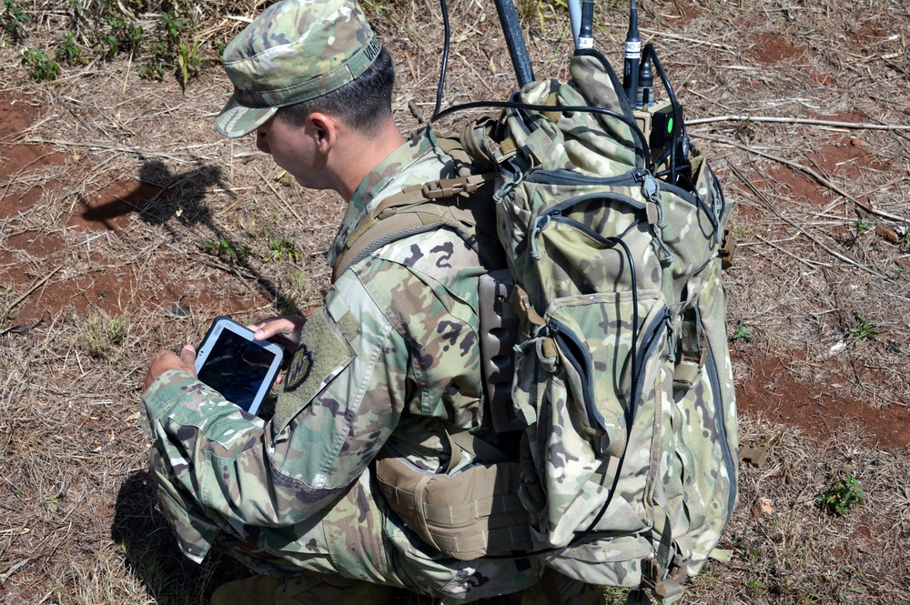 Electronic warfare specialists train on VROD systems