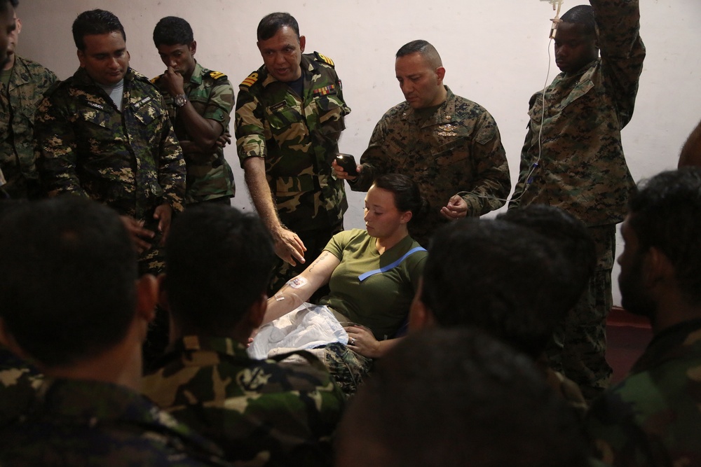 U.S. Navy conducts hands-on medical training with Sri Lankan counterparts