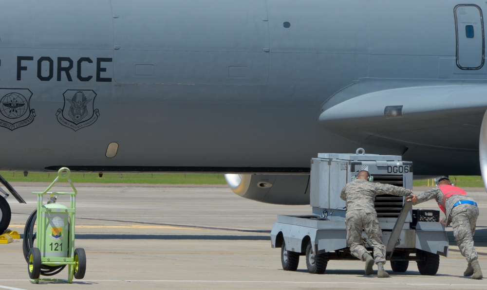 MacDill KC-135s return home