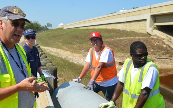 EPA repsonse teams conduct Hurricane Harvey recovery operations