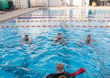 Hawaii Marines push through reconnaissance screener