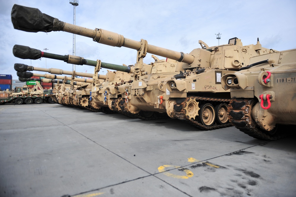 2/1 ABCT arrives in Poland