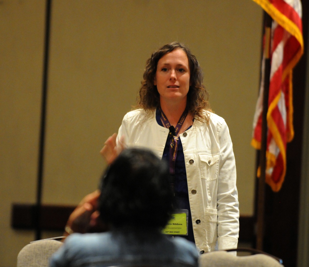DVIDS - News - Soldiers Attend 88th RSC-sponsored Yellow Ribbon Event