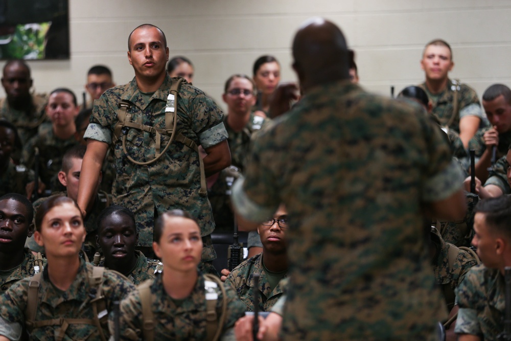 General Robert B. Neller visits Camp Johnson and Camp Geiger