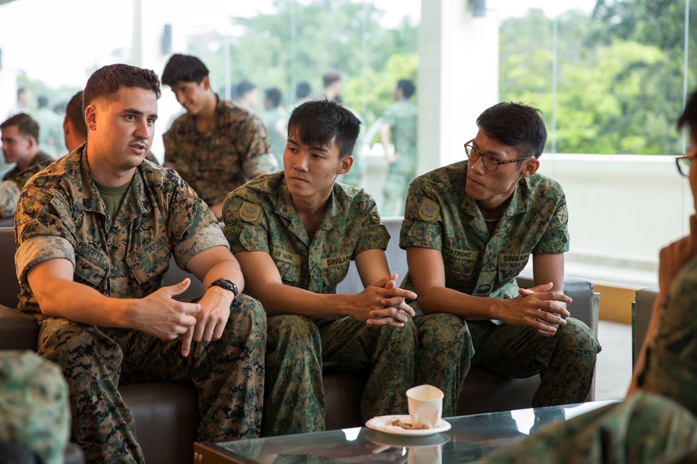 Valiant Mark 2017: Developing Relationships with the Singapore Armed Forces