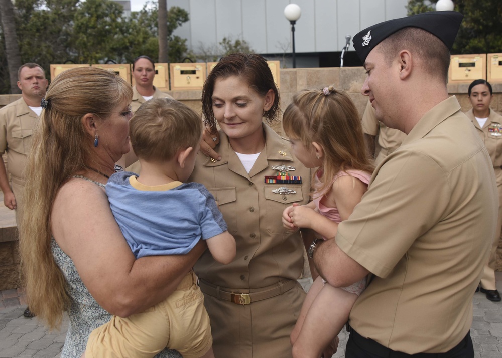 US 3rd Fleet holds Chief Pinning Ceremony