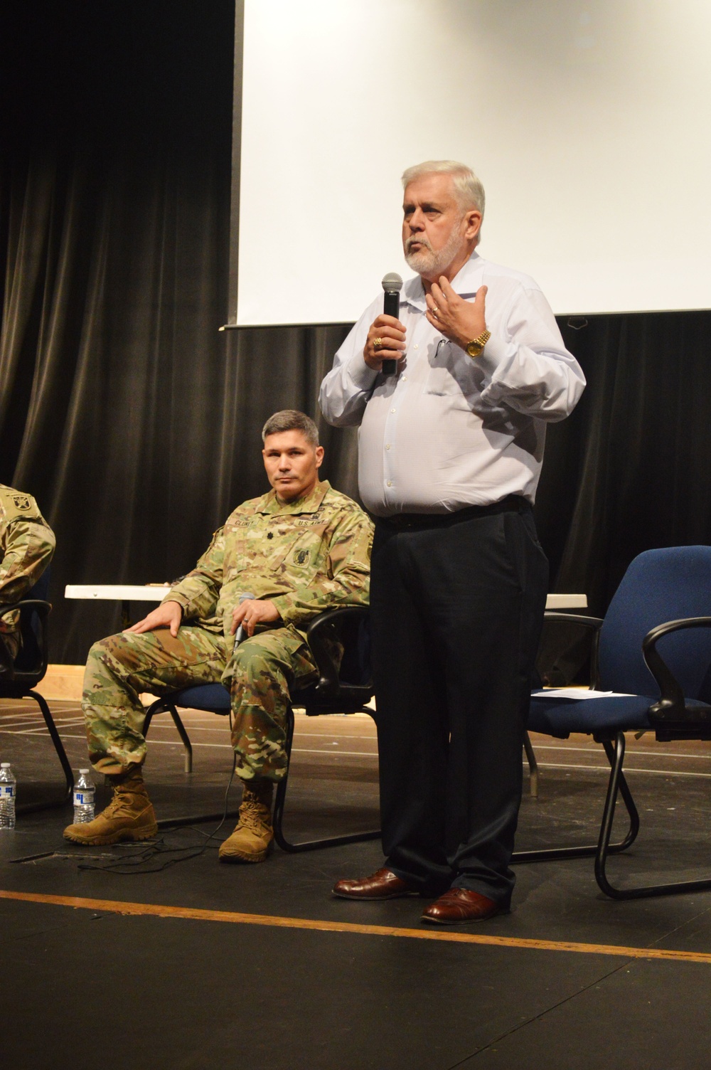 Phoenix Recruiting hosts Special Forces leadership for high schools tour