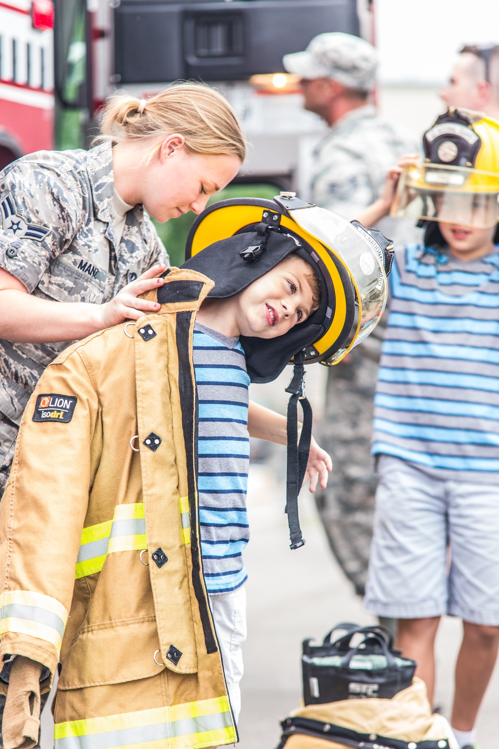 Missouri Airman and families have a Fun Day