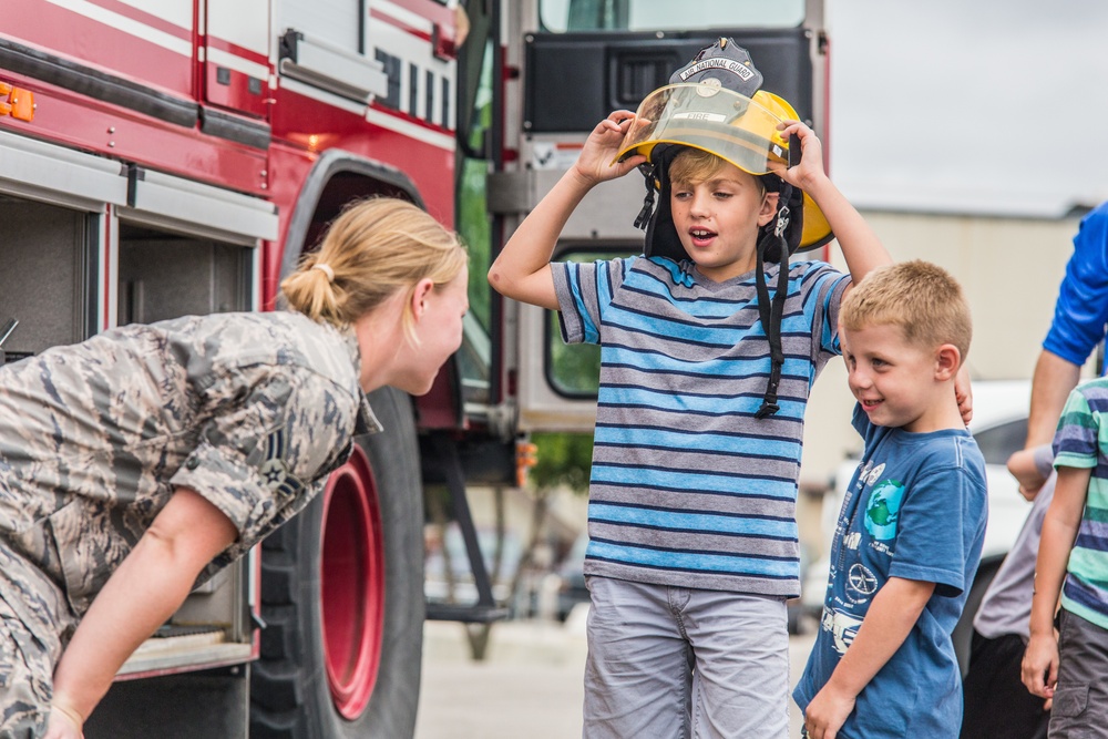 Missouri Airman and families have a Fun Day