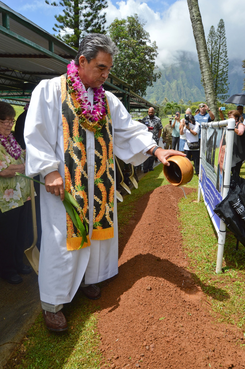 Groundbreaking held for Gold Star Monument