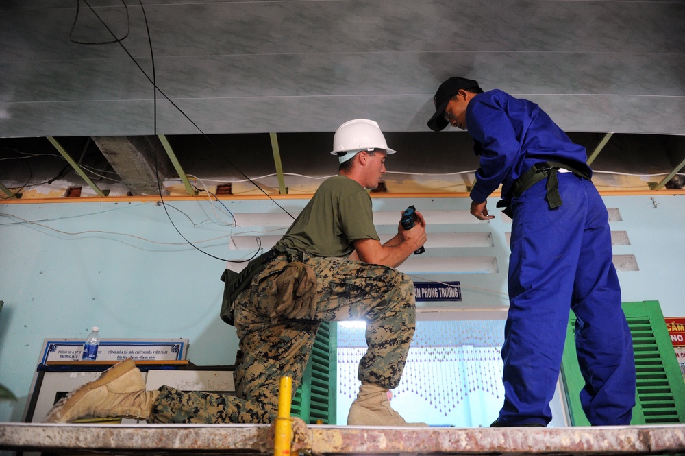 Pacific Angel engineers improve Vietnam schools infrastructure