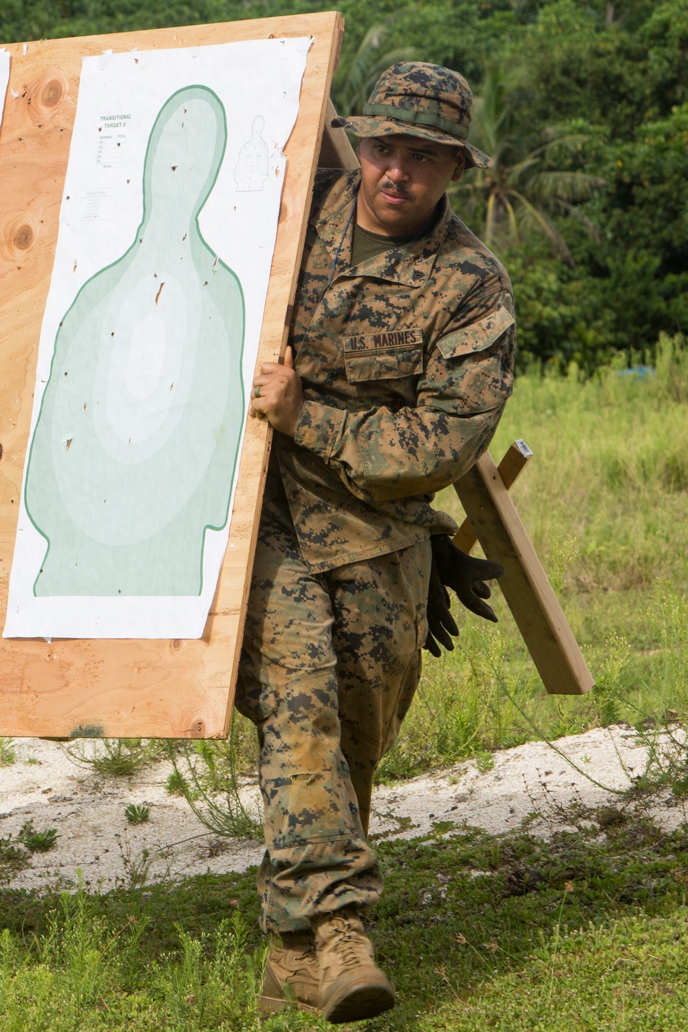 CLB-31 Marines fire rifles and machine guns in Guam