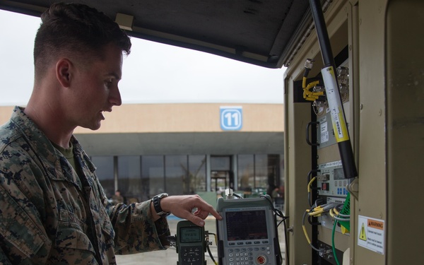 U.S. Marines, U.S. Army National Guard work together to provide hurricane relief
