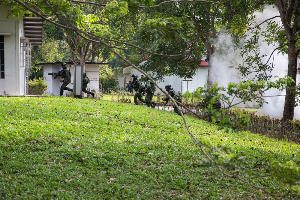 SAF and USMC Attack and Defend on Urban Terrain