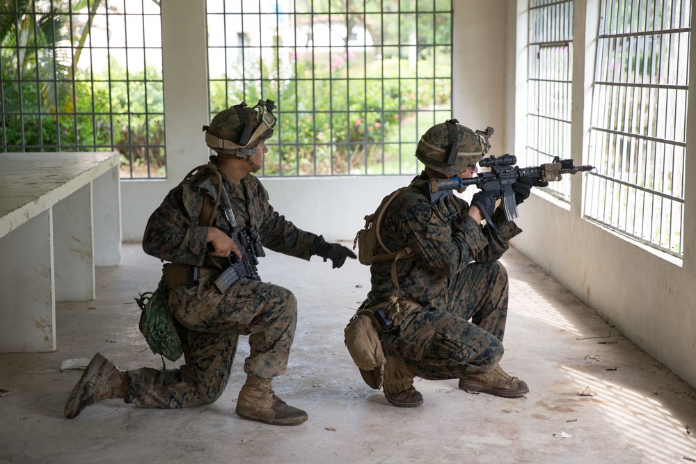 SAF and USMC Attack and Defend on Urban Terrain