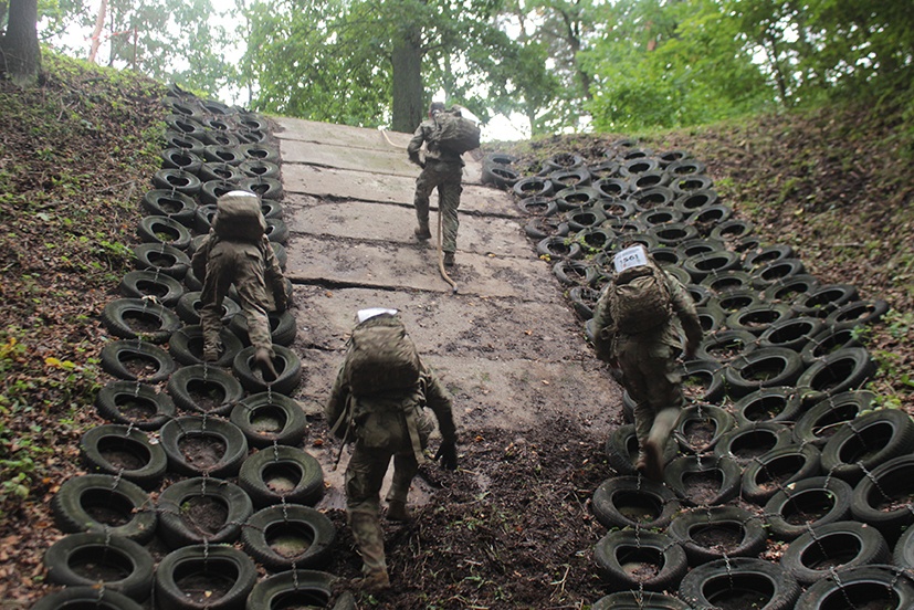Allies compete in Run of the Masurian Wolf