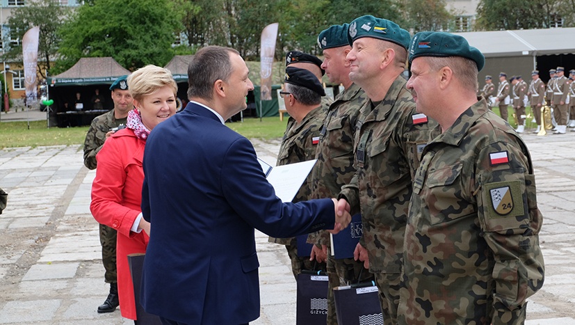 NATO battle group, Polish celebrate Land Forces Day