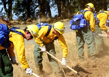 Training prepares Oregon Guardsmen for fighting fires
