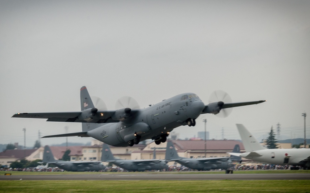 Yokota 2017 Friendship Festival