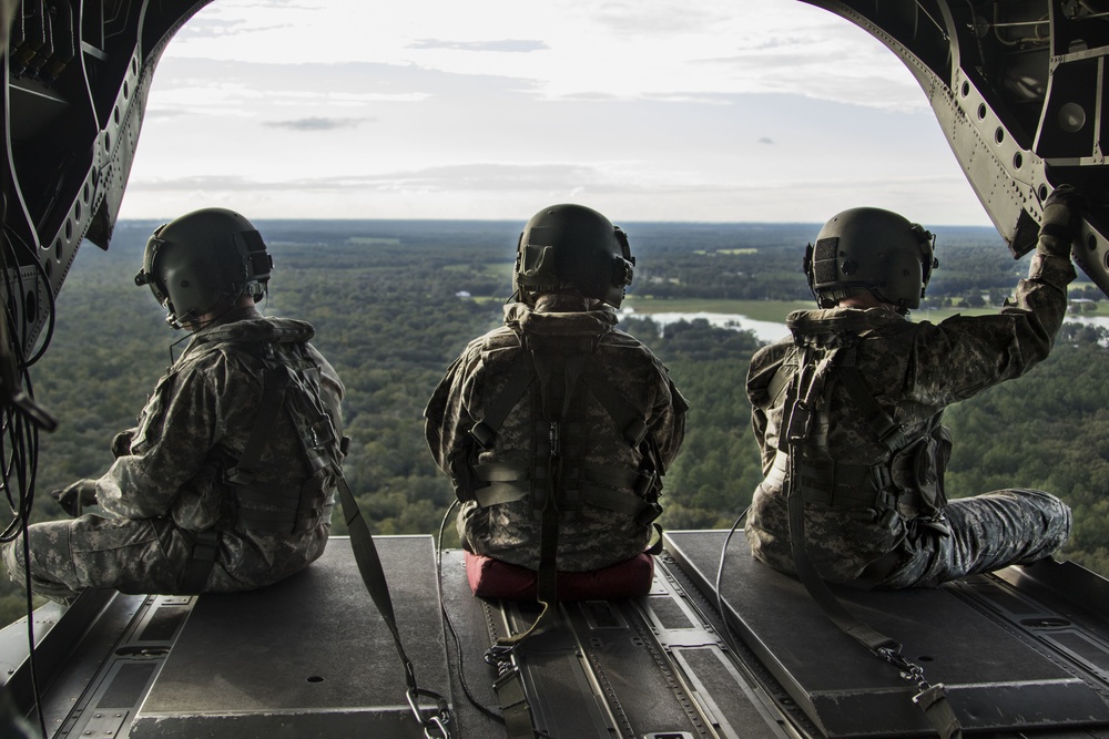 Connecticut National Guard Chinook conducts Hurricane Irma relief mission