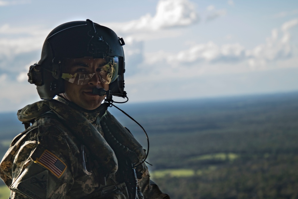 Connecticut National Guard Chinook conducts Hurricane Irma relief mission