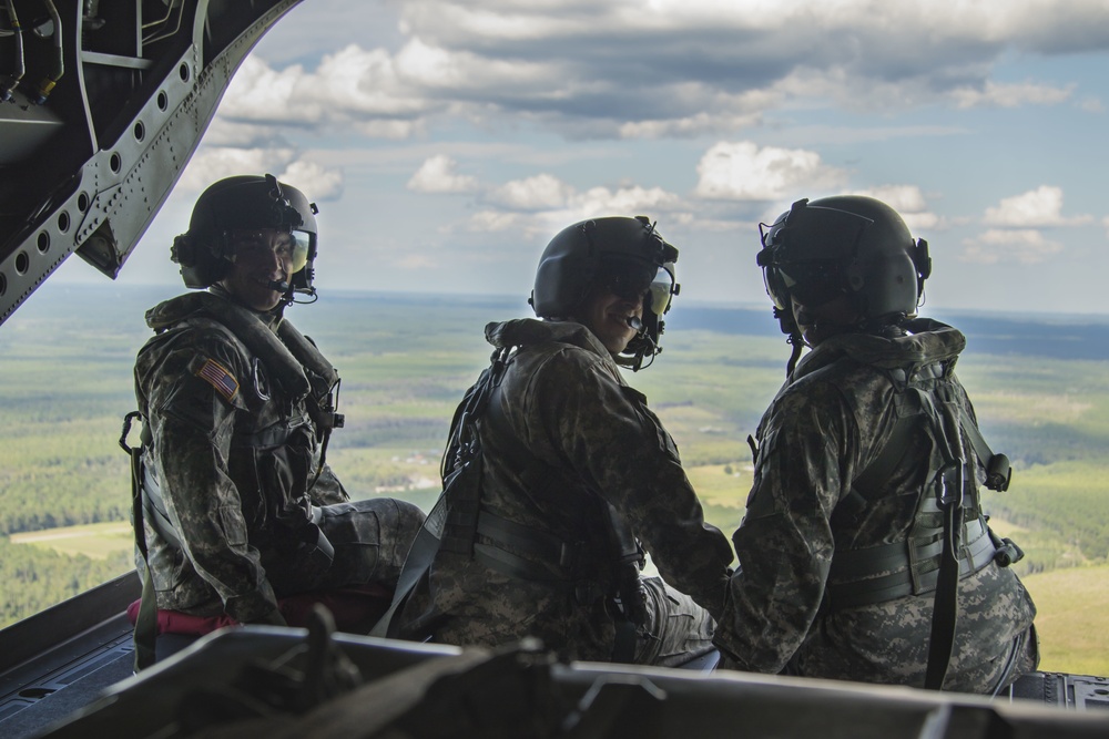 Connecticut National Guard Chinook conducts Hurricane Irma relief mission